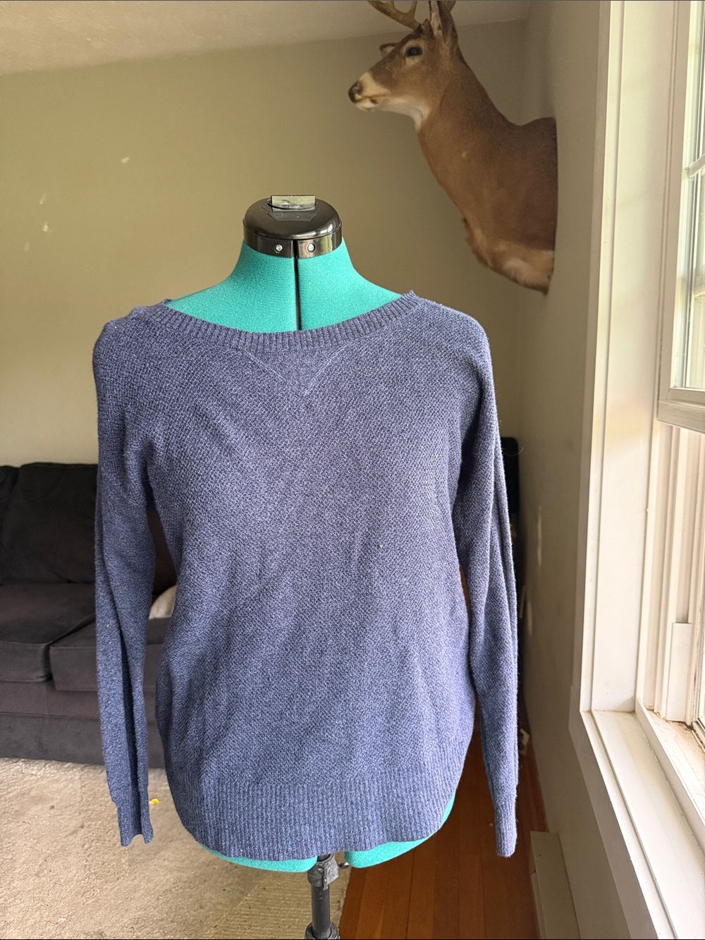 American Eagle Outfitters women’s Crewneck Sweater in Heather Blue